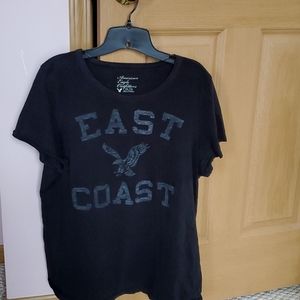 American eagle outfitters black teeshirt